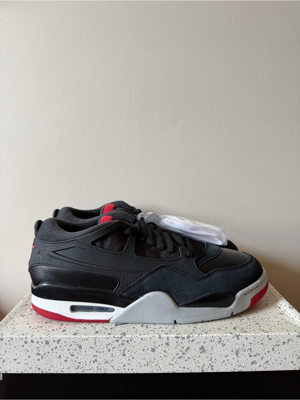 Air Jordan 4 RM Black Varsity Red FQ7939-061 Men’s Size 12